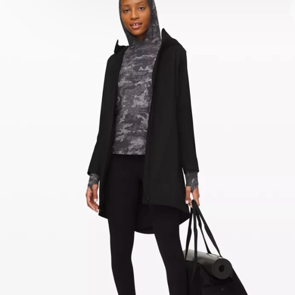 Lululemon On Repeat Rulu Hoodie
Incognito Camo HTR Black - Picture 2 of 8